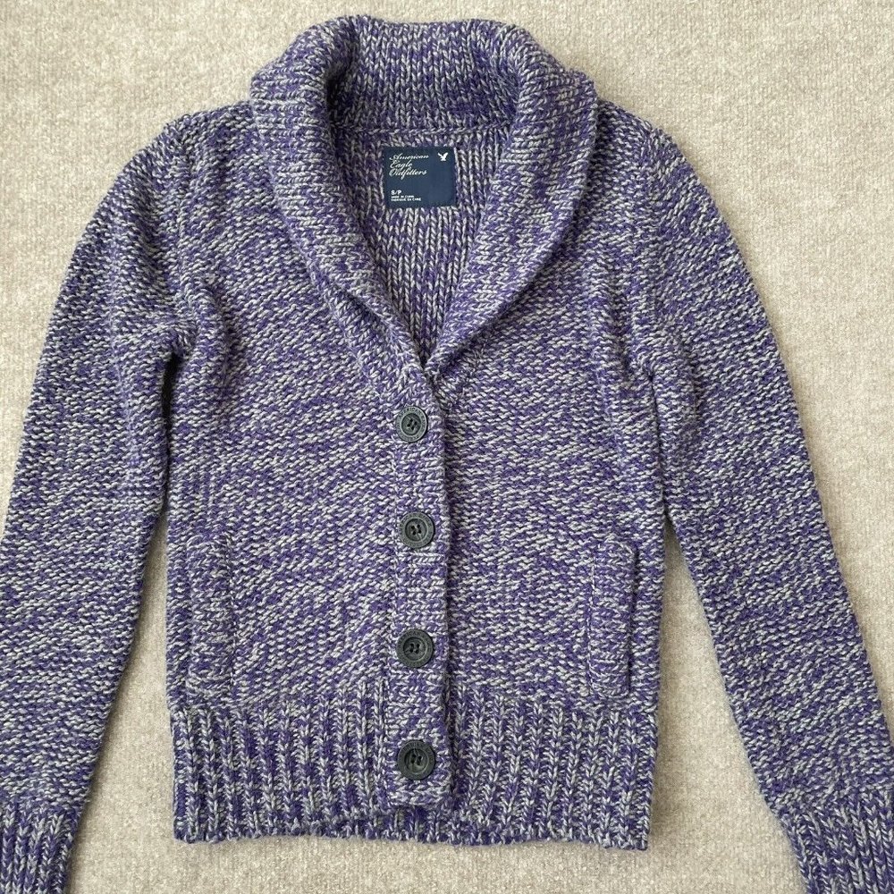 American Eagle Sweater Womens Small Purple Gray Button Cardigan Pockets Cozy - Picture 2 of 9